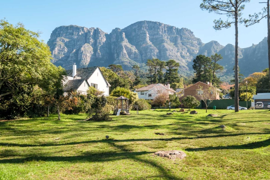 6 Bedroom Property for Sale in Newlands Western Cape